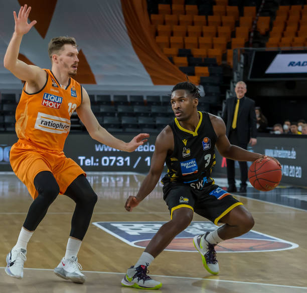 库里带领勇 库里带领勇