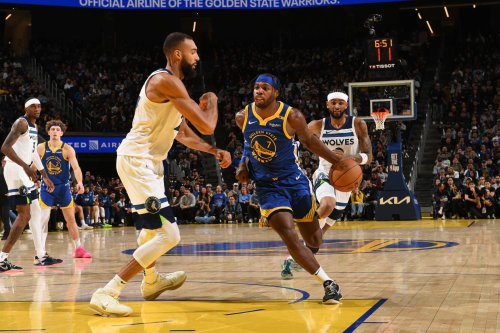 WCBA：四川女篮逆转战胜东莞女篮中国新闻网.