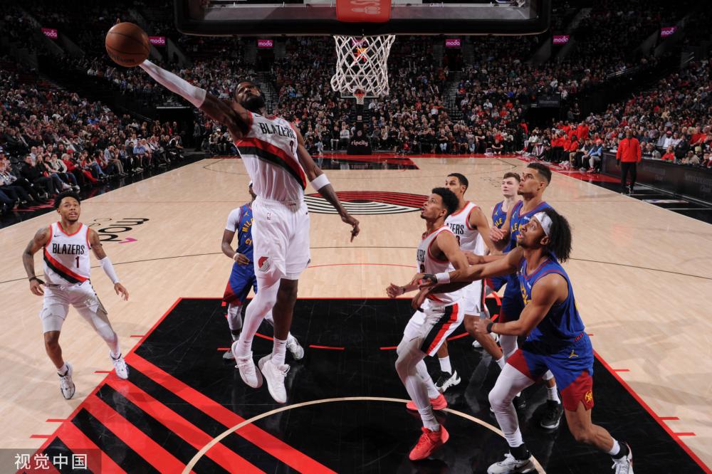 中超-奥斯卡双响拜合拉木红牌 玉昆4-3力克新鹏城.