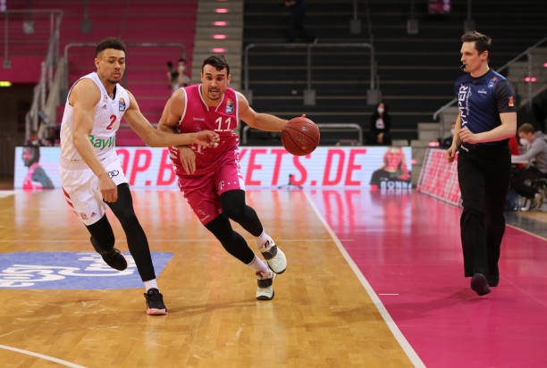 正是未来中 正是未来中