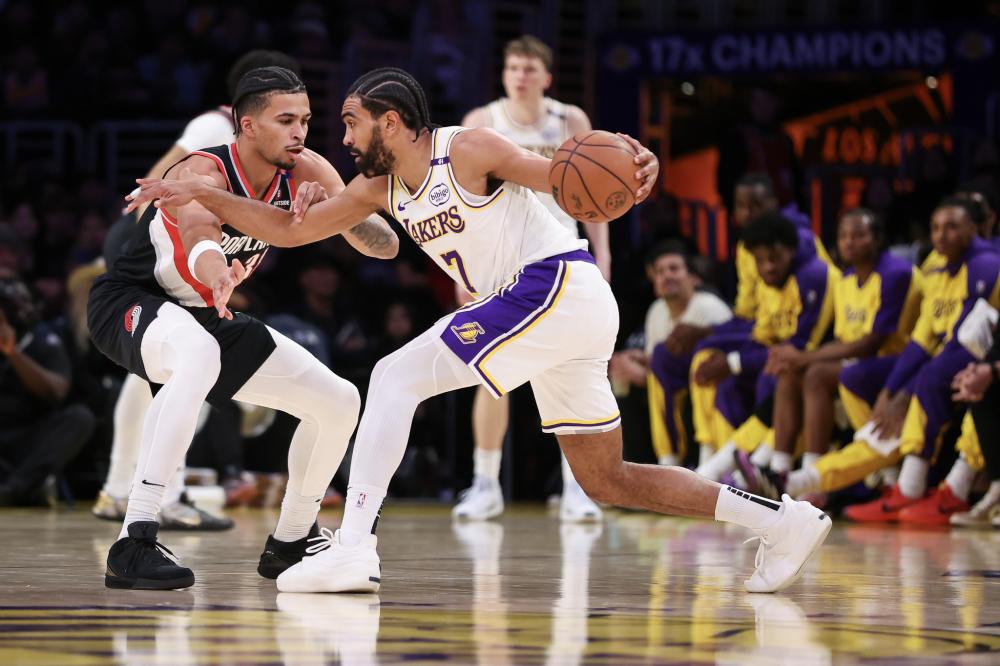 大背景下 大背景下