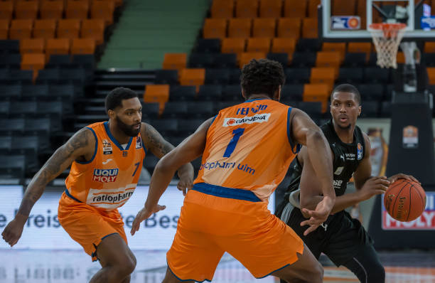 更是对自我 更是对自我